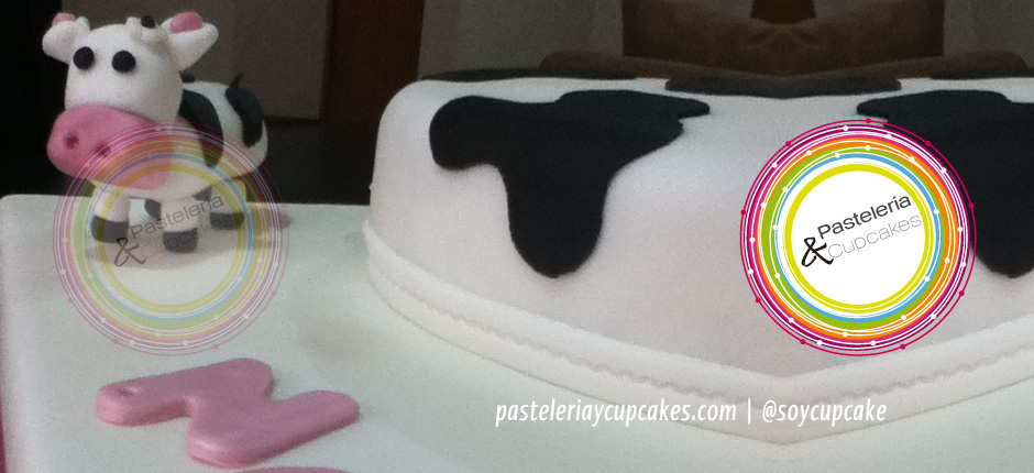 Pastel temática vaca