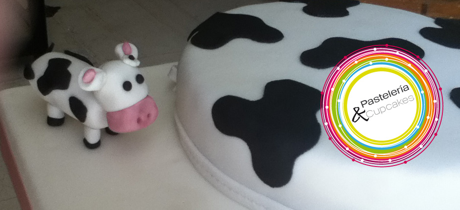 Pastel temática vaca